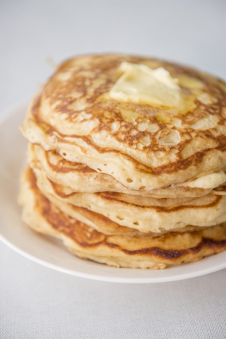 Perfect Buttermilk Pancakes (better than Ihop!)
