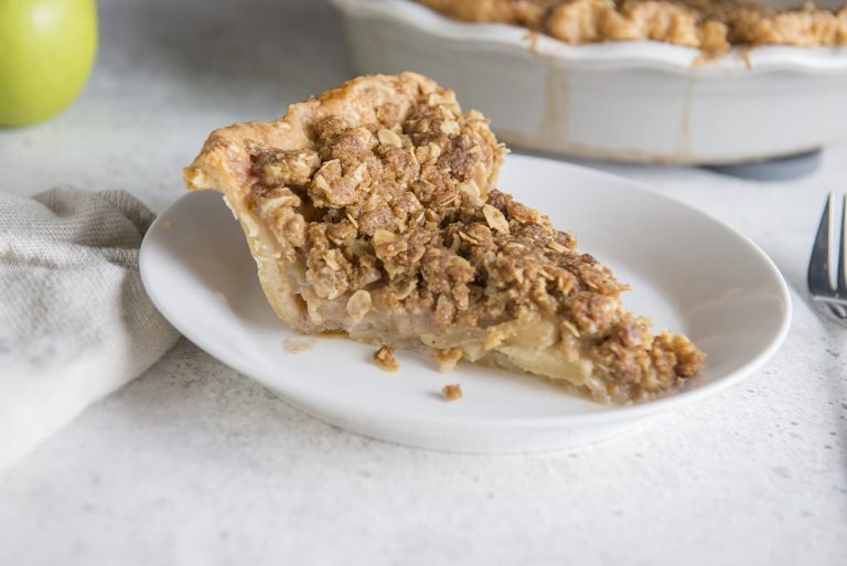 Apple Crisp Pie