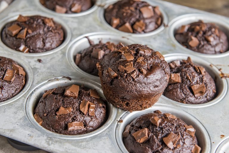 Whole Grain Chocolate Banana Blender Muffins (gluten free)