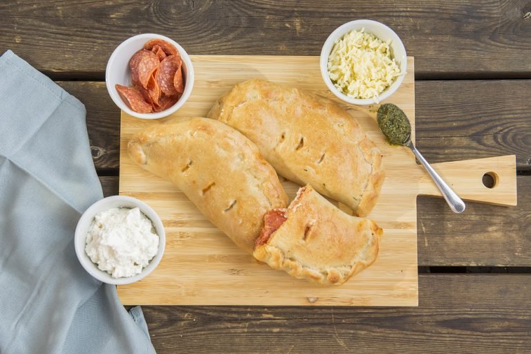 Calzones (easy and straightforward)