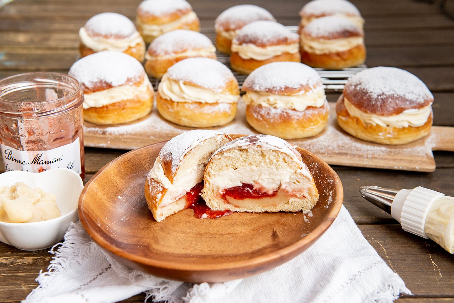 Laskiaispulla- Finnish Shrove Buns